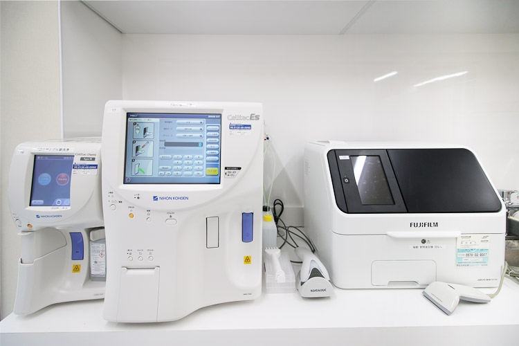 血液検査装置